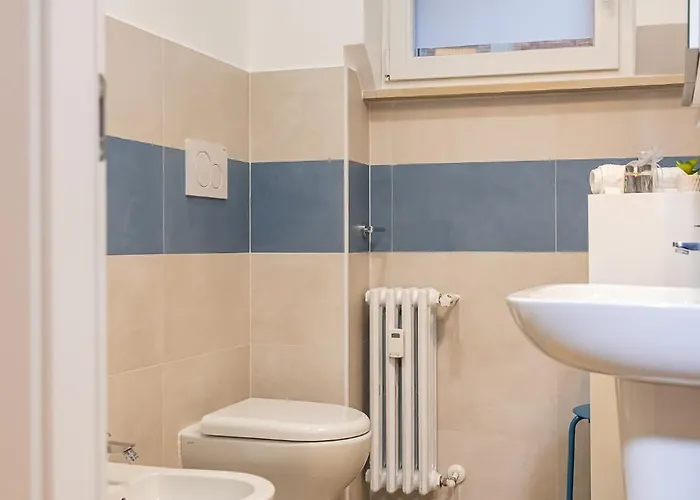 Moderno E Centrale, A 2 Min Dalla Metro B Apartamento
